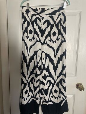Rachel Zoe Black & White Maxi Skirt with Graphic Ikat Print